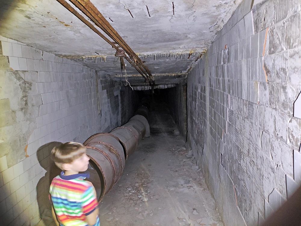 Проходной сантехнический тоннель