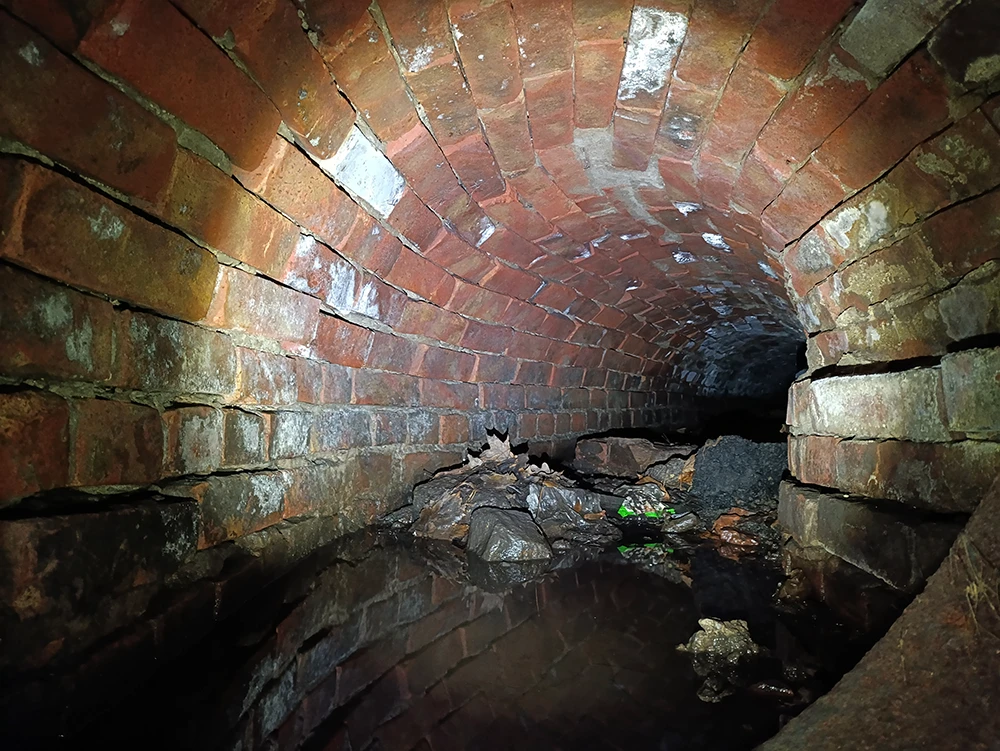 Старая врезка от дождеприемника