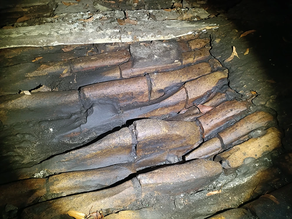 Столетний износ кирпича