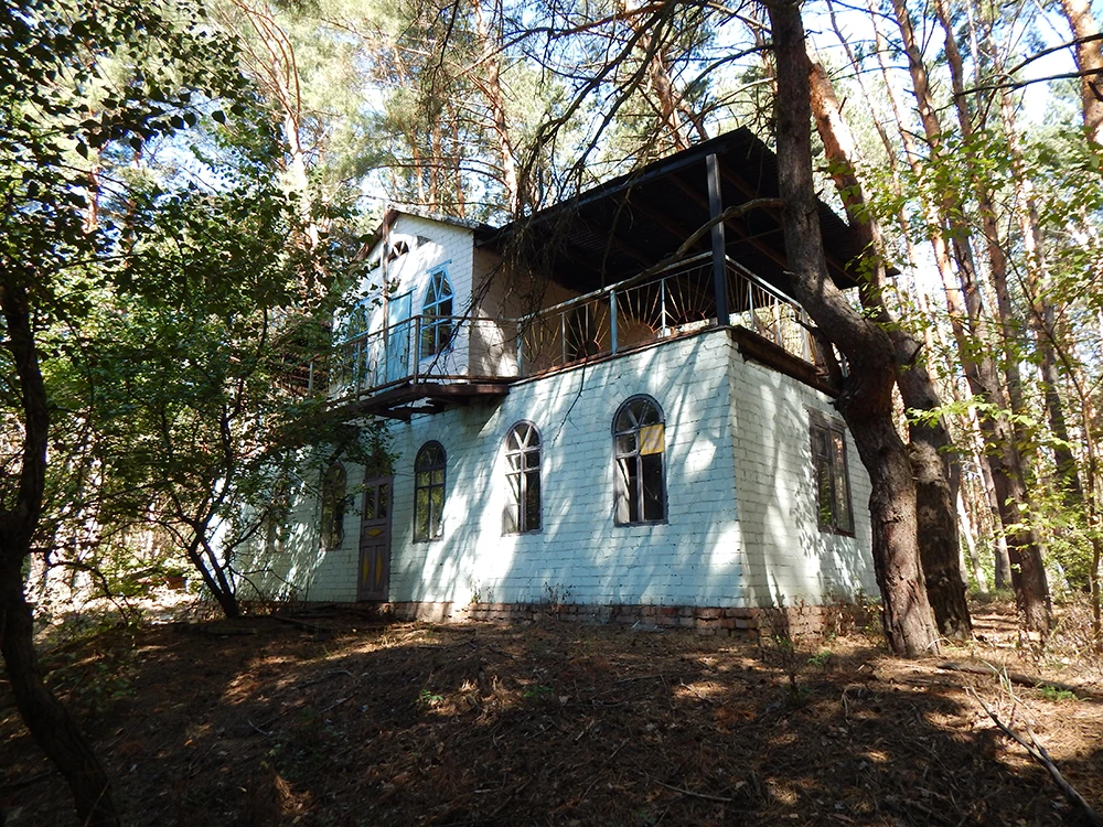 Двухэтажный жилой комплекс